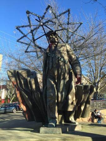 Statue of Lenin