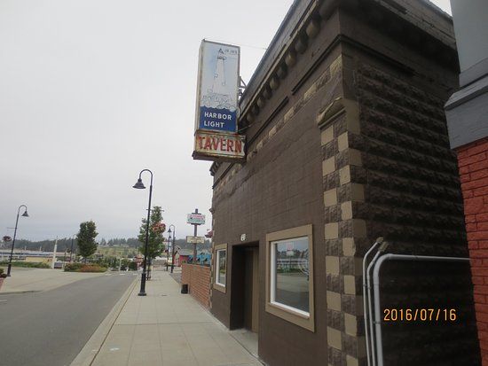 Jo Jo's Harbor Light Tavern