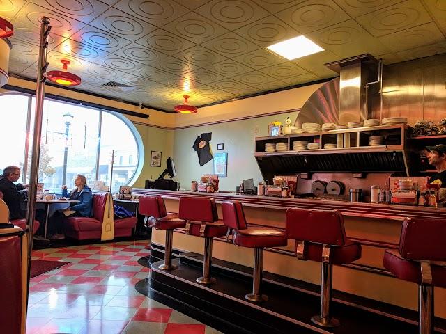 Hogan's Cafe Deluxe
