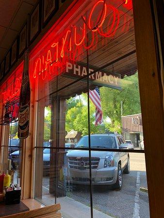 Yesterday's Soda Fountain & Ennis Pharmacy