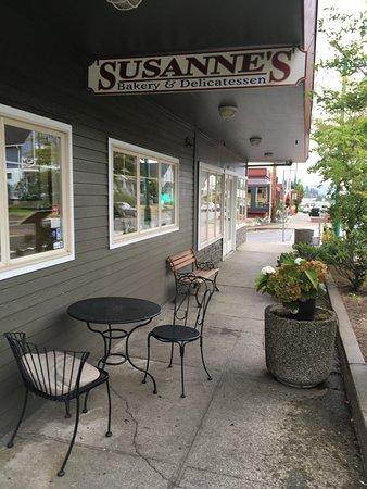 Susanne's Bakery & Deli