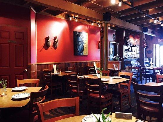 Jasmin Thai Cuisine & Sushi