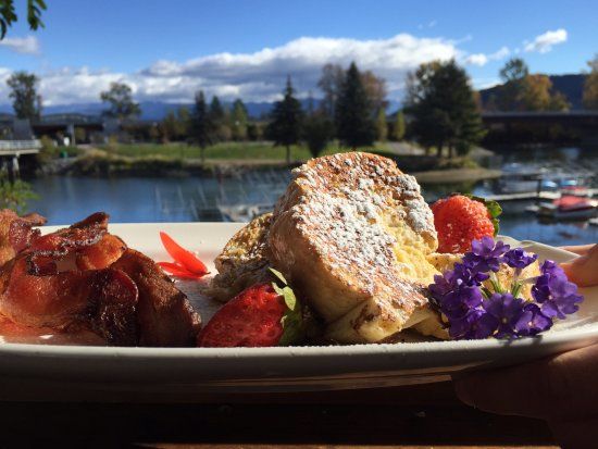 Spuds Waterfront Grill