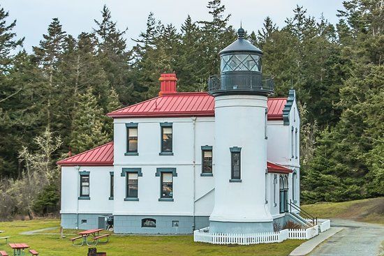 Admiralty Head Lighthouse