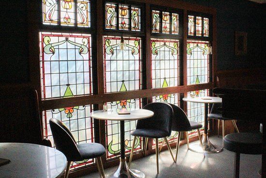 The Pub at Shelburne Hotel