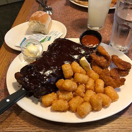 Shari's Cafe and Pies