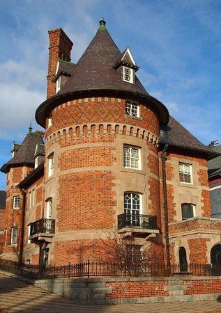 Historic Clark Chateau Museum & Gallery