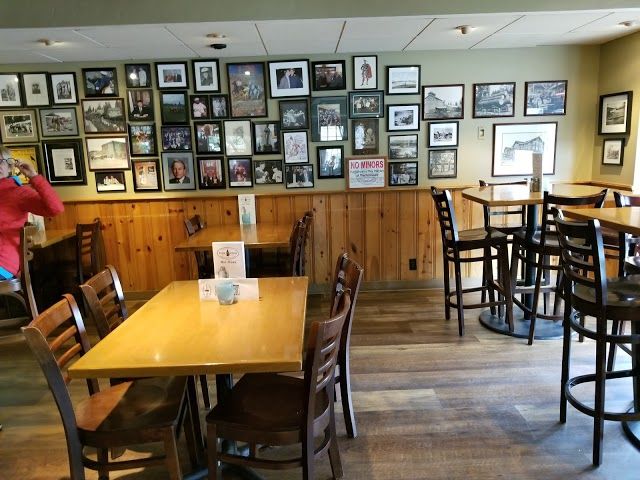 Pine Tavern Restaurant