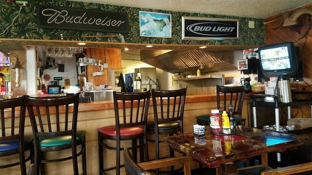 Salty Dawg Bar & Grill