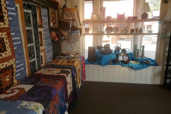 Artists Gallery Sunriver